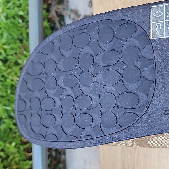COACH Slides In Signature Canvas Size 11D - Picture 10 of 11